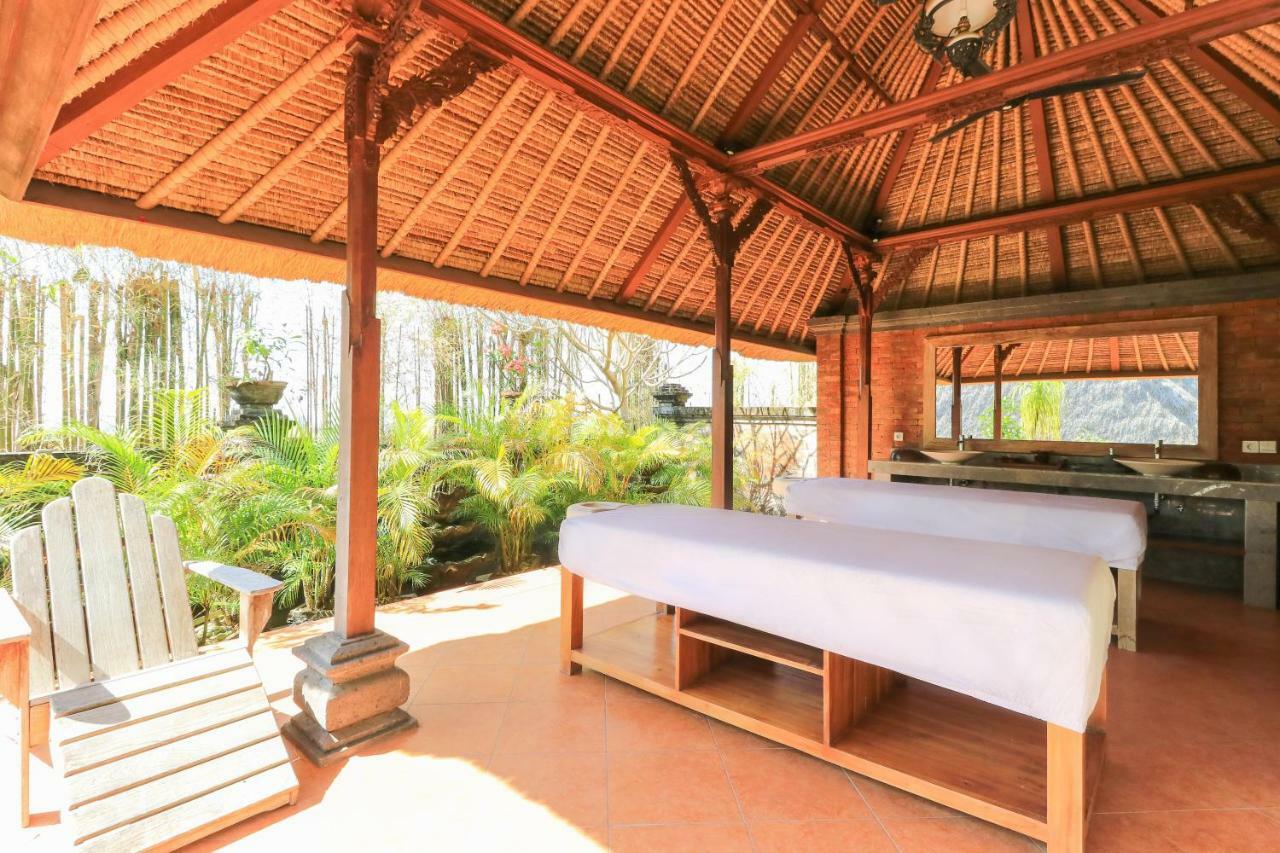 The Laras Villa Jimbaran Buitenkant foto
