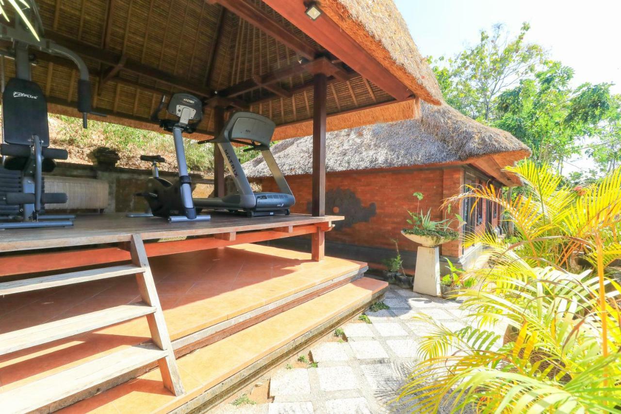 The Laras Villa Jimbaran Buitenkant foto