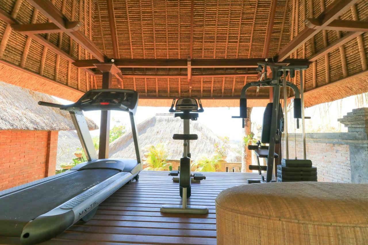 The Laras Villa Jimbaran Buitenkant foto